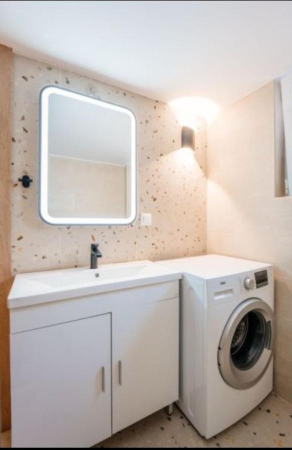 Brand New Apartment Nearby Metro Atene Esterno foto